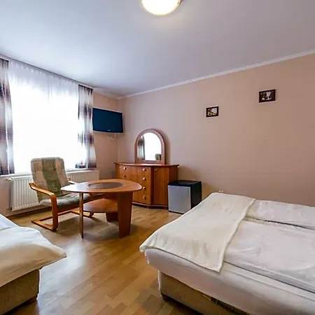 Tedi Bed & Breakfast Rewal